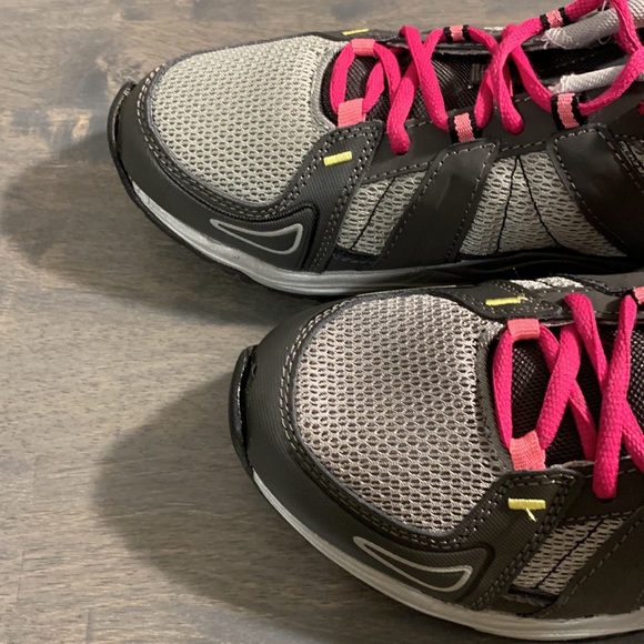 Avia Athletic Sport Sneaker / NWT - Picture 16 of 16